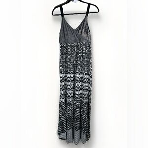 Weston Women’s Large Black & White Abstract Pattern Sleeveless A-Line Maxi Dress